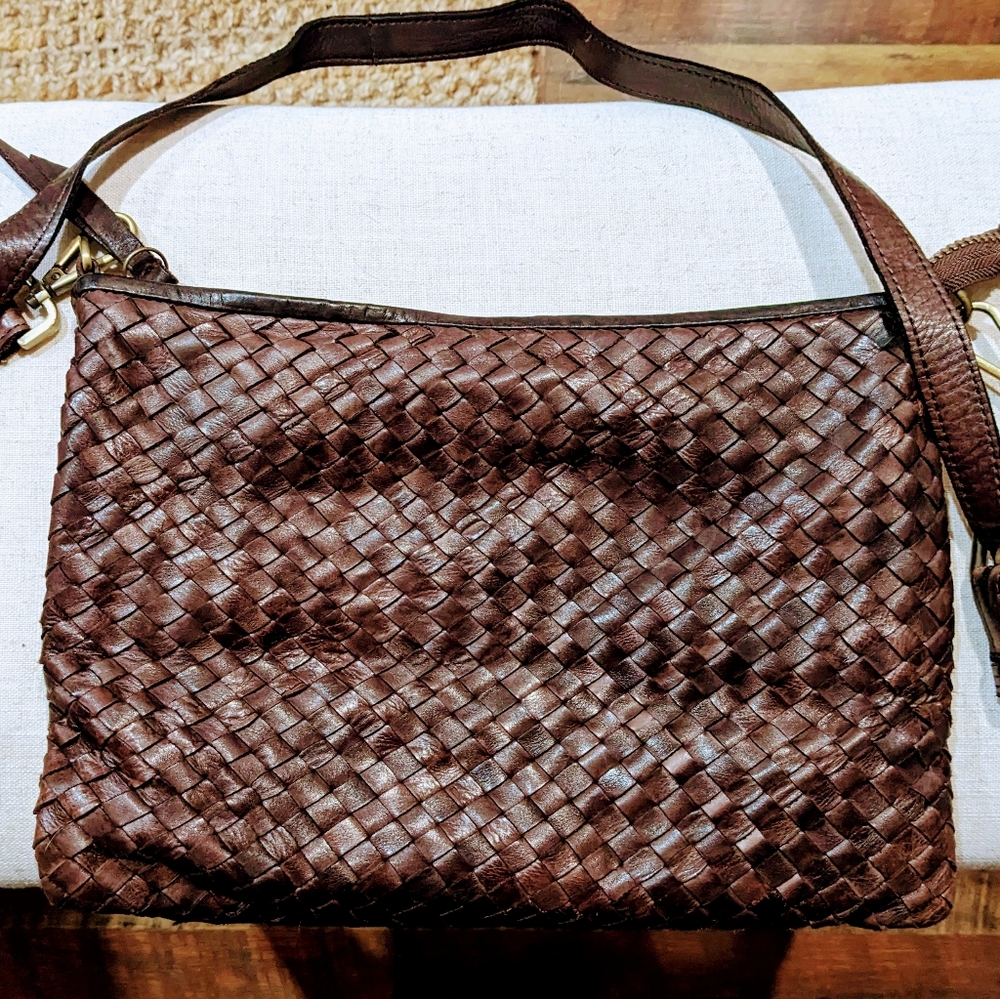 Crossbody bag
